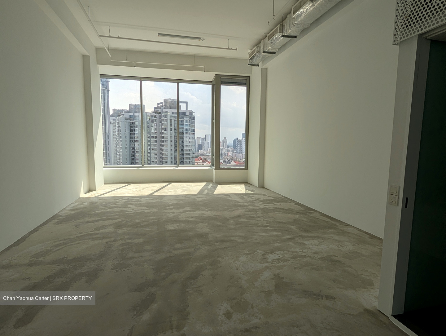 Arc 380 (D8), Office #589873201